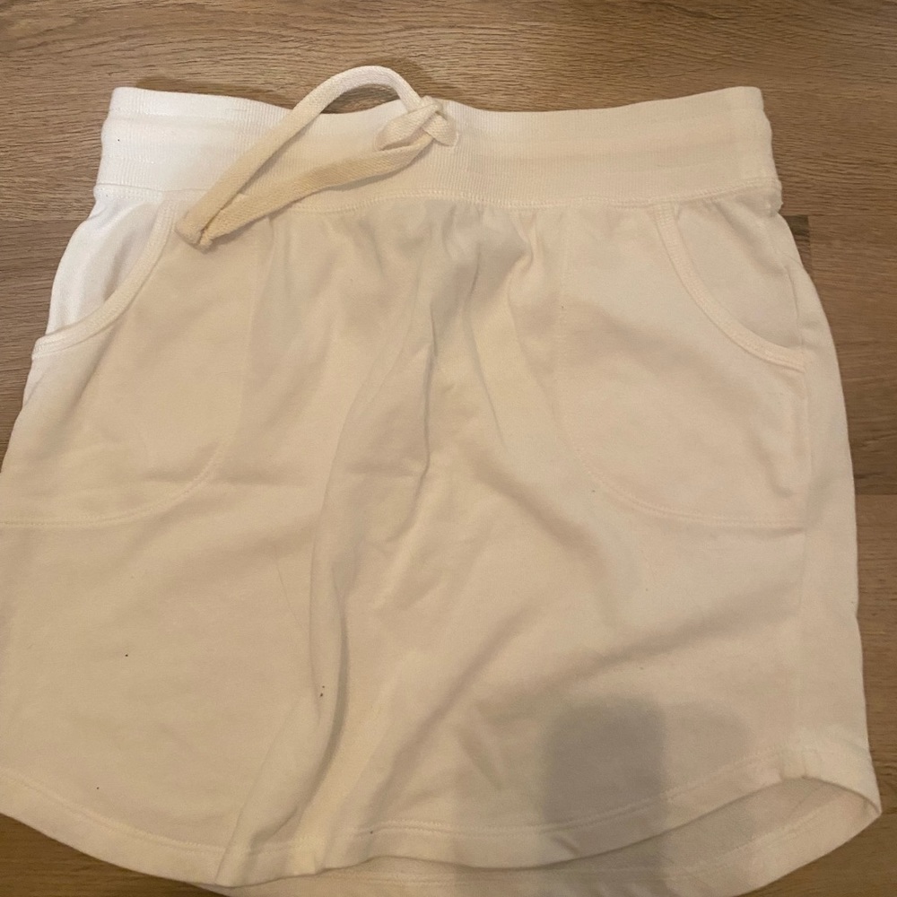 Gap tennis skirt